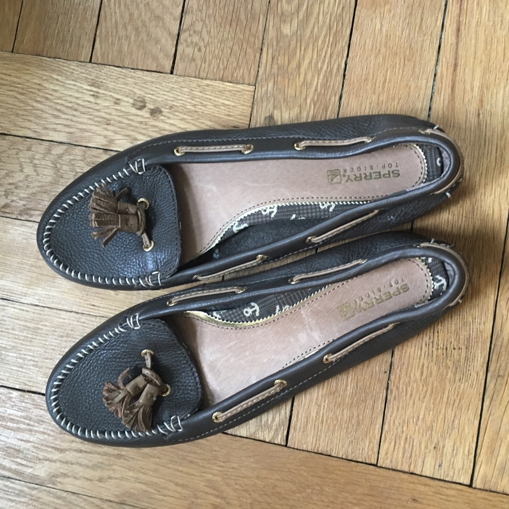 Sperry loafers- SIZE 9